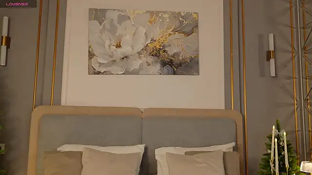 LanaElise online show from December 5, 5:16 am