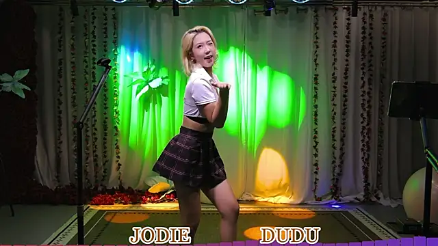 Snapshot of yznt-dudu chatting on June 2, 3:08 am yznt-dudu online show from June 2, 3:08 am
