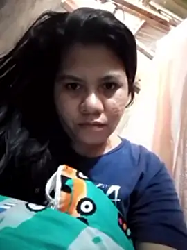 Snapshot of phoenix_1994 chatting on June 17, 7:44 am phoenix 1994 online show from June 17, 7:44 am