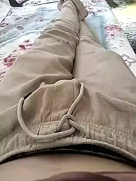 Snapshot of zorhotty chatting on July 10, 8:18 am zorhotty online show from July 10, 8:18 am