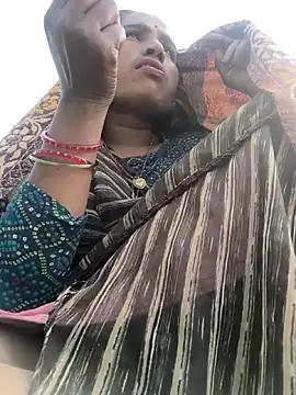 Snapshot of Hot_raaani chatting on January 19, 7:34 am Hot raaani online show from January 19, 7:34 am