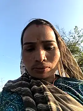 Snapshot of Hot_raaani chatting on February 6, 11:13 am Hot raaani online show from February 6, 11:13 am