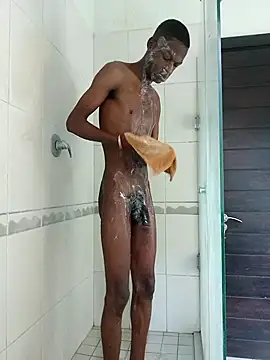 Snapshot of Fizozoo chatting on October 9, 5:16 am Fizozoo online show from October 9, 5:16 am