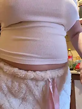 TriumphLove online show from March 29, 8:25 am