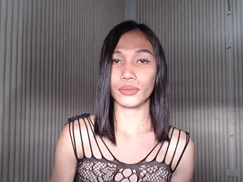 Urfucking khloe1 online show from February 13, 12:17 am