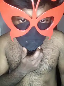 00USER online show from November 28, 8:00 pm