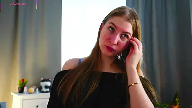 LorettaGladman online show from April 15, 4:19 am