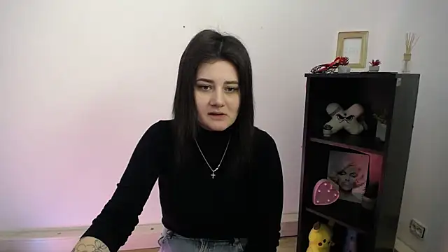 Snapshot of Katrin_kiss_ chatting on January 19, 1:37 pm Katrin kiss online show from January 19, 1:37 pm
