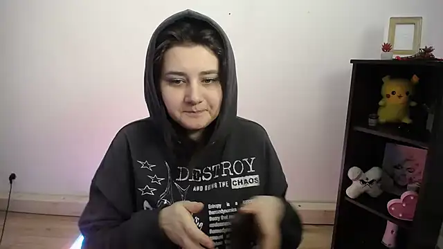 Snapshot of Katrin_kiss_ chatting on February 23, 2:14 pm Katrin kiss online show from February 23, 2:14 pm