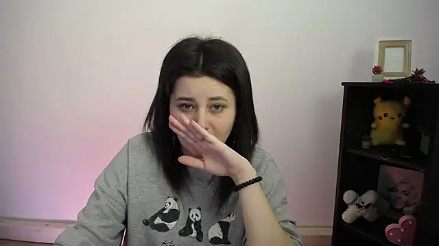 Snapshot of Katrin_kiss_ chatting on February 28, 2:07 pm Katrin kiss online show from February 28, 2:07 pm