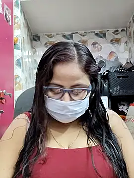 Snapshot of nisha_1110 chatting on June 19, 9:46 am nisha 1110 online show from June 19, 9:46 am