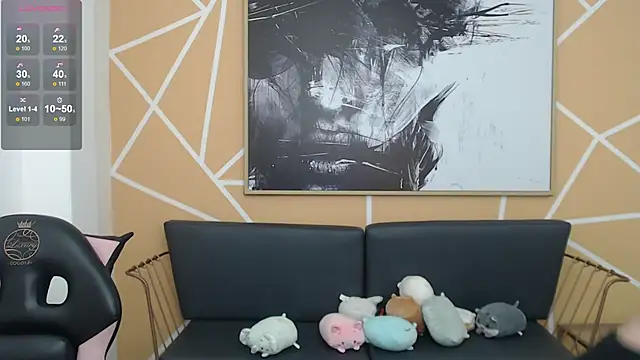 olivia russo  online show from November 27, 8:11 pm