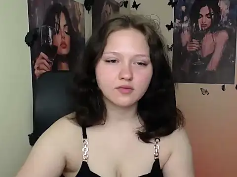 Snapshot of LadyAlice_ chatting on May 9, 6:07 am LadyAlice online show from May 9, 6:07 am