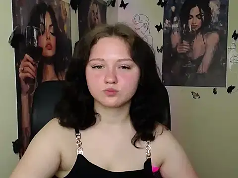 Snapshot of LadyAlice_ chatting on May 19, 6:09 am LadyAlice online show from May 19, 6:09 am