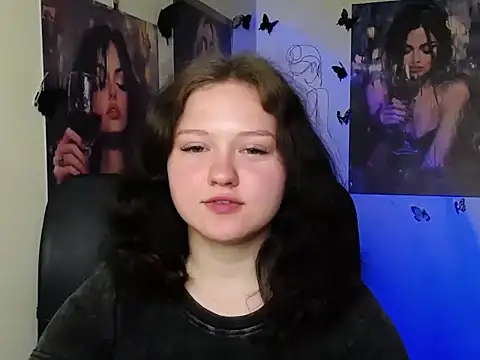 Snapshot of LadyAlice_ chatting on May 23, 6:18 am LadyAlice online show from May 23, 6:18 am