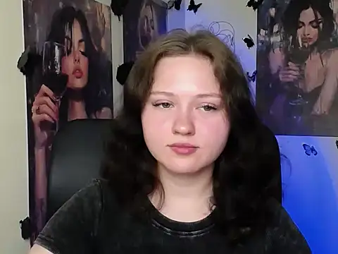 Snapshot of LadyAlice_ chatting on May 26, 6:09 am LadyAlice online show from May 26, 6:09 am