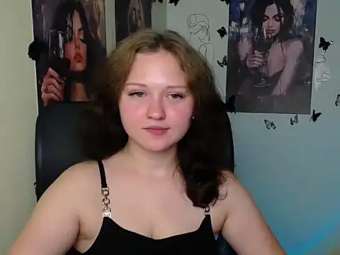 Snapshot of LadyAlice_ chatting on July 20, 10:39 am LadyAlice online show from July 20, 10:39 am