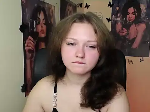 Snapshot of LadyAlice_ chatting on July 24, 6:00 am LadyAlice online show from July 24, 6:00 am