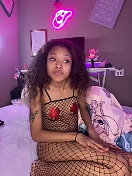 Snapshot of rubywithpearls chatting on December 2, 11:34 pm rubywithpearls online show from December 2, 11:34 pm