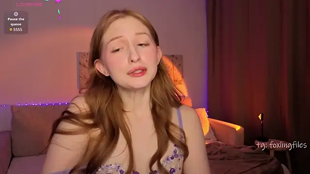 Snapshot of Betty_Twinkle chatting on November 22, 10:53 pm Betty Twinkle online show from November 22, 10:53 pm