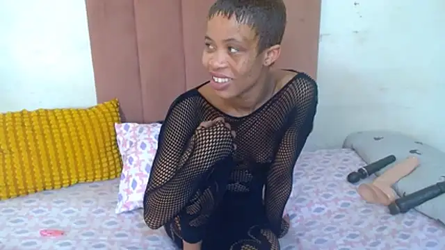 SexyChantyBabe25 online show from April 3, 12:36 pm