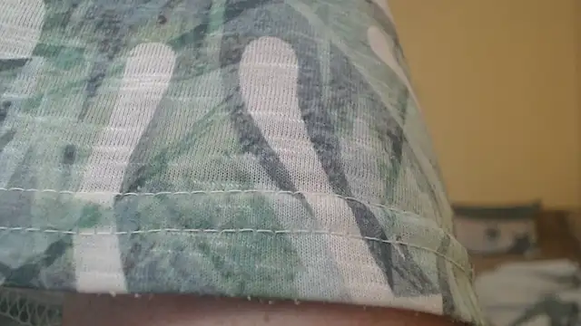 Snapshot of k74robert chatting on November 11, 11:32 am k74robert online show from November 11, 11:32 am