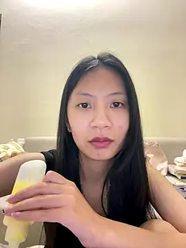 Lil-Gi online show from November 17, 4:13 pm