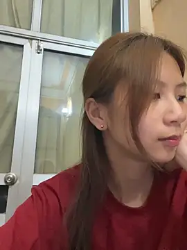 Lil-Gi online show from April 26, 4:15 pm