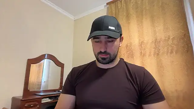 Hard to Obey online show from November 30, 12:20 pm