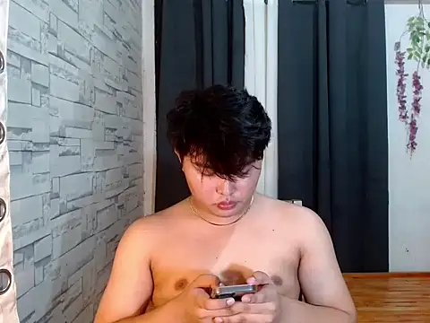 Lustfulljohnx online show from March 18, 11:57 am