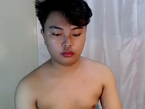 Snapshot of Lustfulljohnx chatting on April 19, 9:17 pm Lustfulljohnx online show from April 19, 9:17 pm