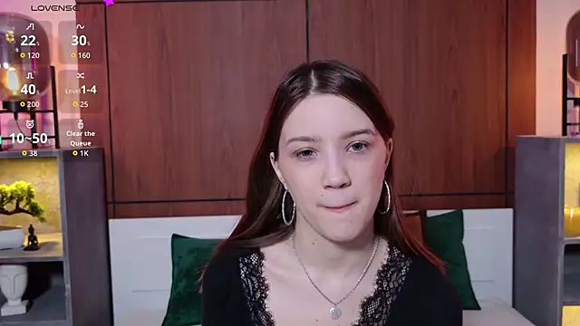 Snapshot of Alison_kisss chatting on May 15, 6:26 pm Alison kisss online show from May 15, 6:26 pm