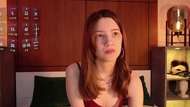 Snapshot of Alison_kisss chatting on May 20, 10:38 pm Alison kisss online show from May 20, 10:38 pm