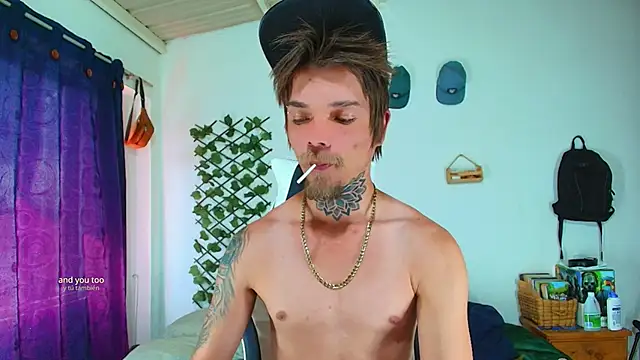 Snapshot of Gold_Loyal77 chatting on February 12, 3:51 pm Gold Loyal77 online show from February 12, 3:51 pm