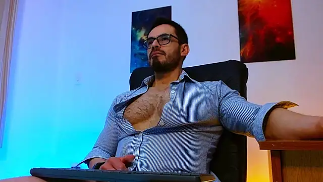 Axel Lover online show from February 28, 12:11 am