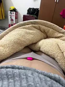 sharon-Hanna online show from February 10, 2:21 pm