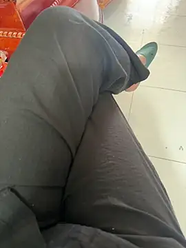 sharon-Hanna online show from March 7, 1:46 am