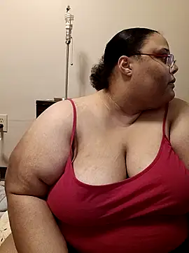 Snapshot of SexyBBW10790 chatting on September 28, 1:22 am SexyBBW10790 online show from September 28, 1:22 am