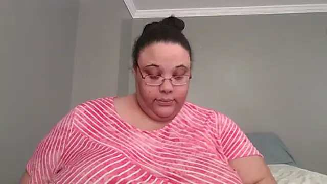 SexyBBW10790 online show from March 27, 2:06 pm