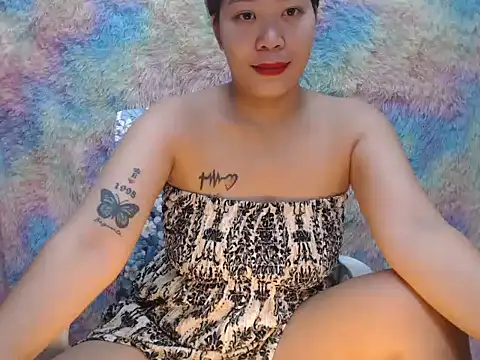 Snapshot of wild_rose69 chatting on July 4, 11:22 pm wild rose69 online show from July 4, 11:22 pm