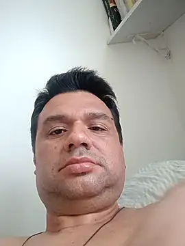 Snapshot of Crocante_Hot chatting on November 9, 5:44 pm Crocante Hot online show from November 9, 5:44 pm