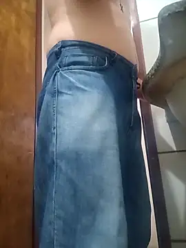 Snapshot of Crocante_Hot chatting on November 17, 8:53 am Crocante Hot online show from November 17, 8:53 am