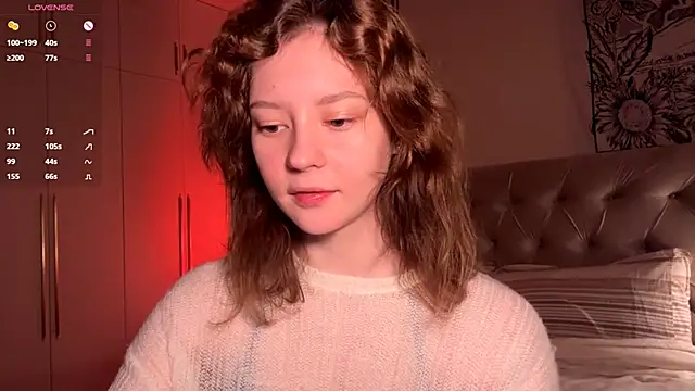 Snapshot of IrisPurrphy chatting on October 27, 5:17 pm IrisPurrphy online show from October 27, 5:17 pm