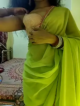 Snapshot of Snaya-baby chatting on September 16, 2:40 pm Snaya-baby online show from September 16, 2:40 pm