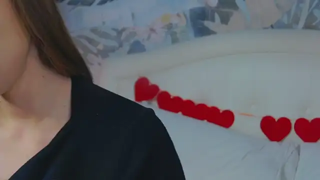 MarilynNova online show from February 17, 5:59 am