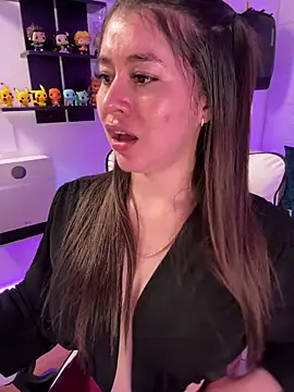 Sharon 07 online show from April 2, 11:24 pm