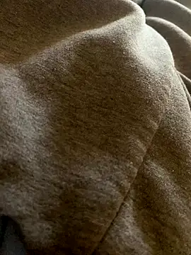 Snapshot of MuzzyFacing chatting on November 26, 10:27 am MuzzyFacing online show from November 26, 10:27 am