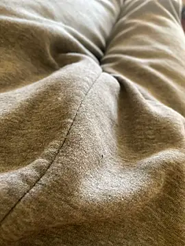 Snapshot of MuzzyFacing chatting on April 13, 11:48 am MuzzyFacing online show from April 13, 11:48 am