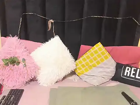 AmazingDarkDoll online show from February 16, 11:12 pm