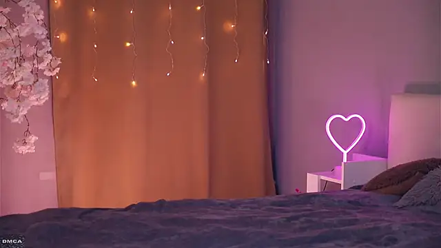 Snapshot of AccaCroyle chatting on December 22, 8:50 pm AccaCroyle online show from December 22, 8:50 pm